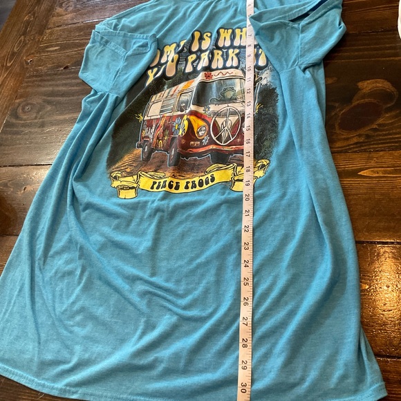 Blue Graphic Short Sleeve Tee - Picture 6 of 7